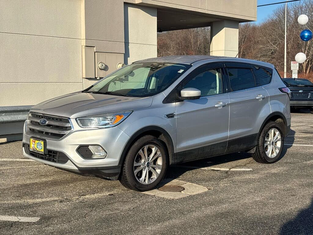 2017 FORD Escape