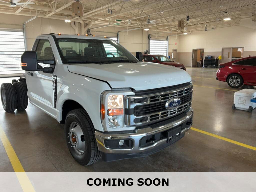 2025 FORD F-350