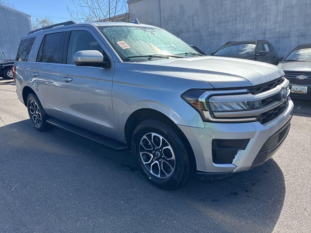 2024 FORD Expedition