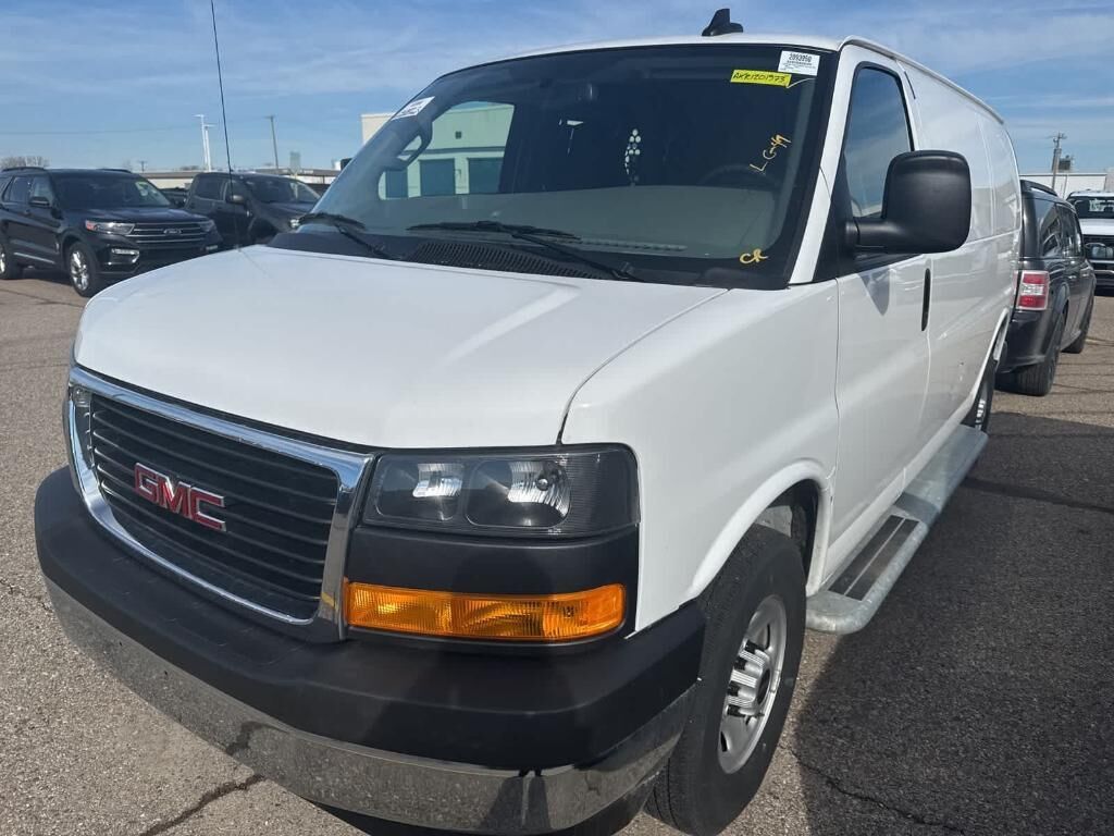 2024 GMC Savana