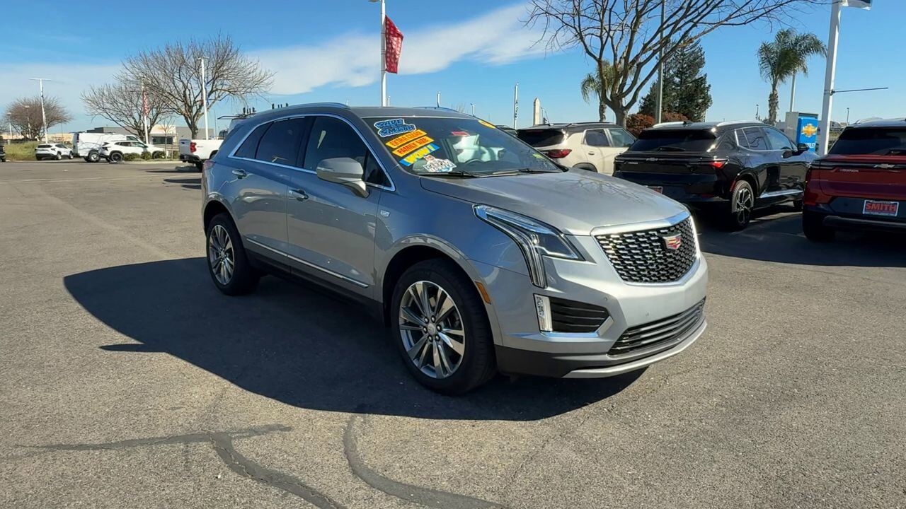 2025 CADILLAC XT5