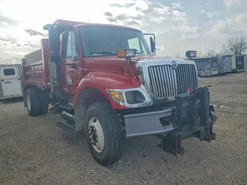 2005 INTERNATIONAL SA515