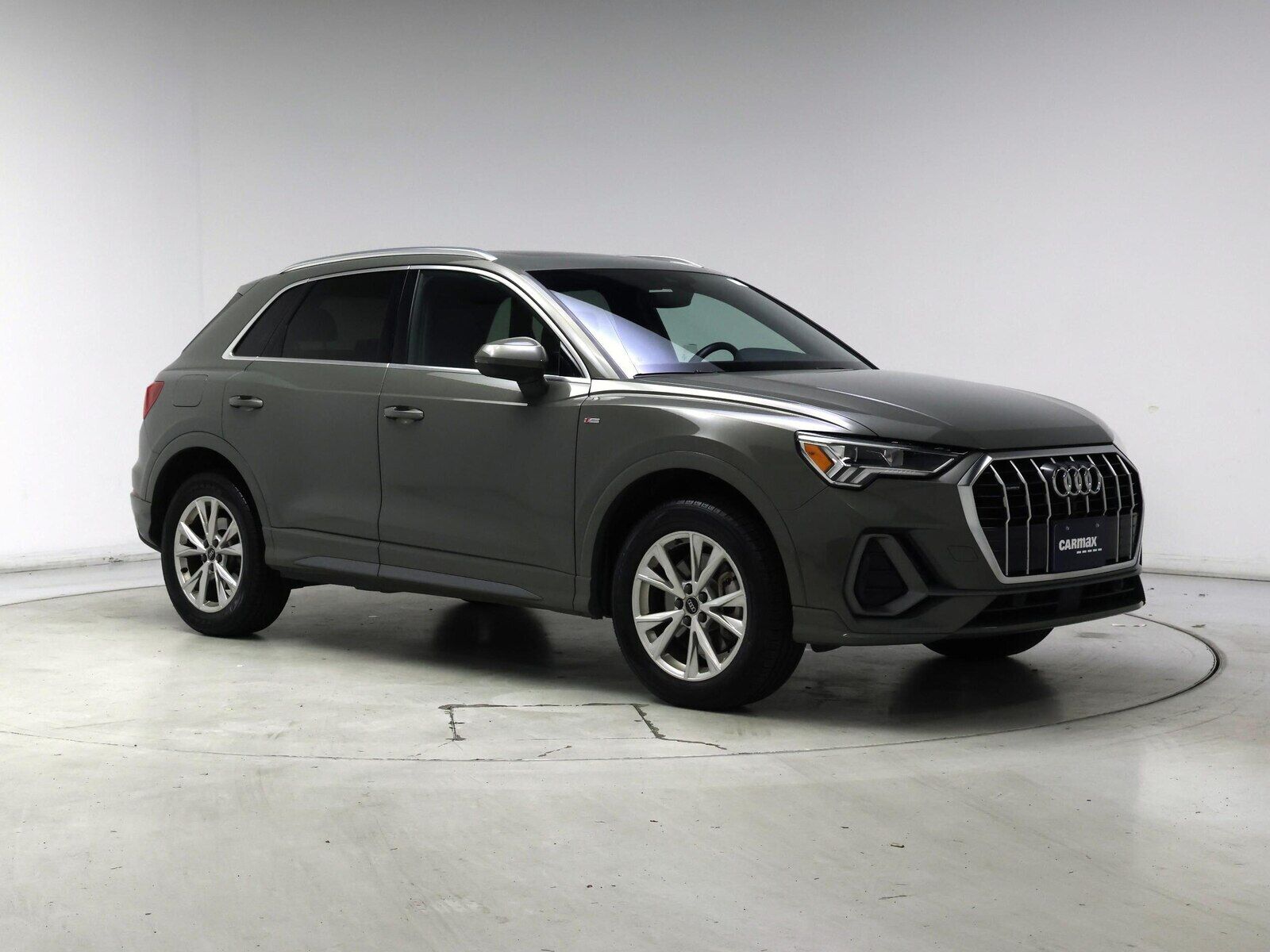 2023 Audi Q3