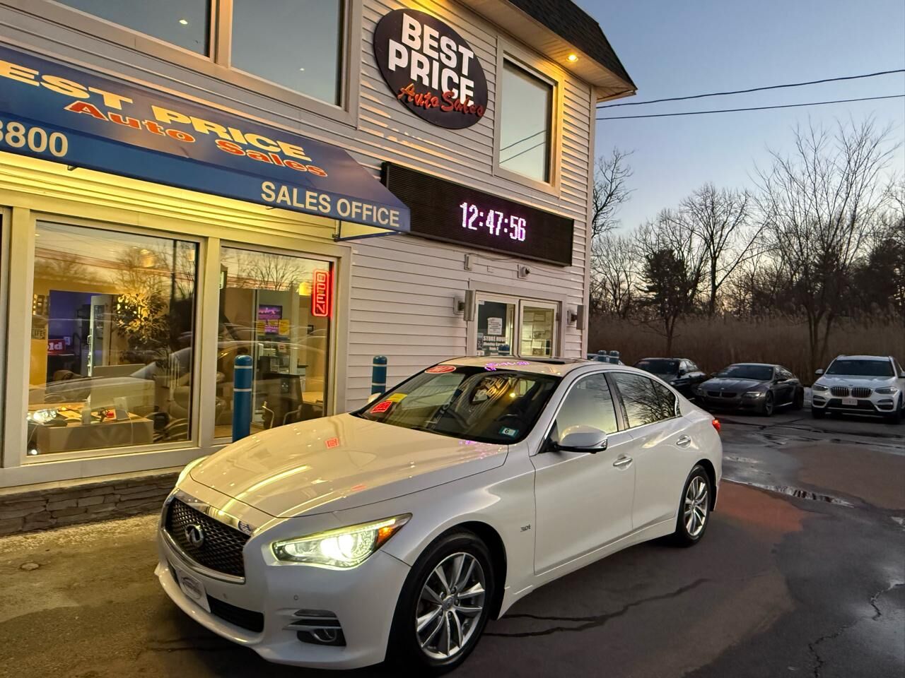 2017 INFINITI Q50
