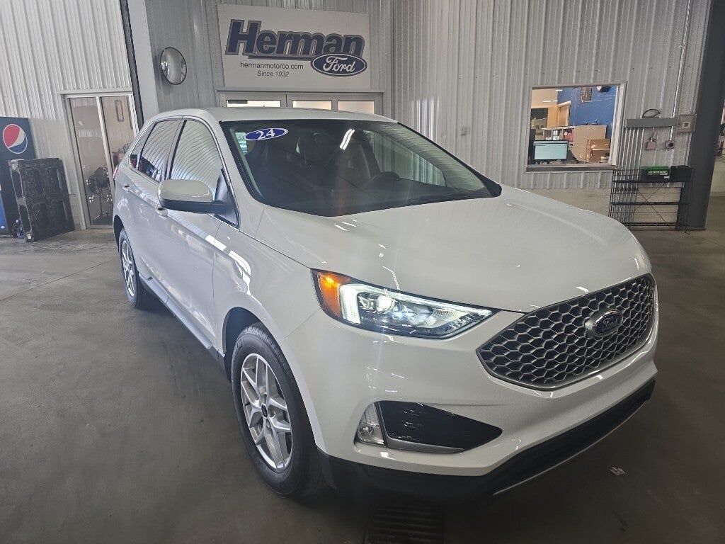 2024 FORD Edge