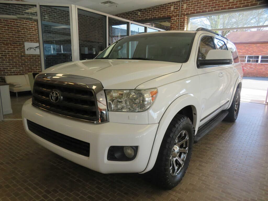 2015 TOYOTA Sequoia