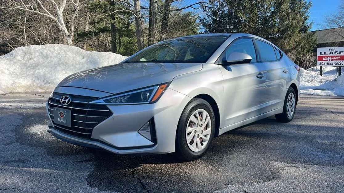 2019 HYUNDAI Elantra