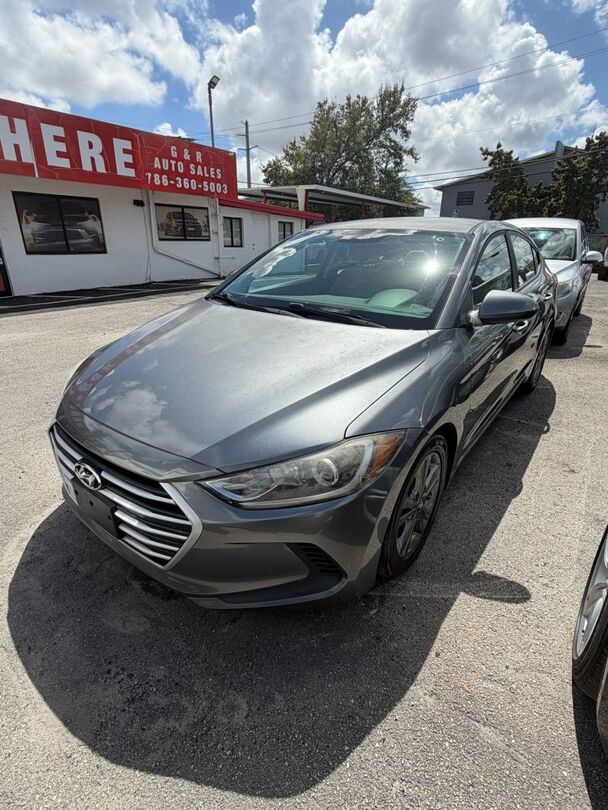 2018 HYUNDAI Elantra