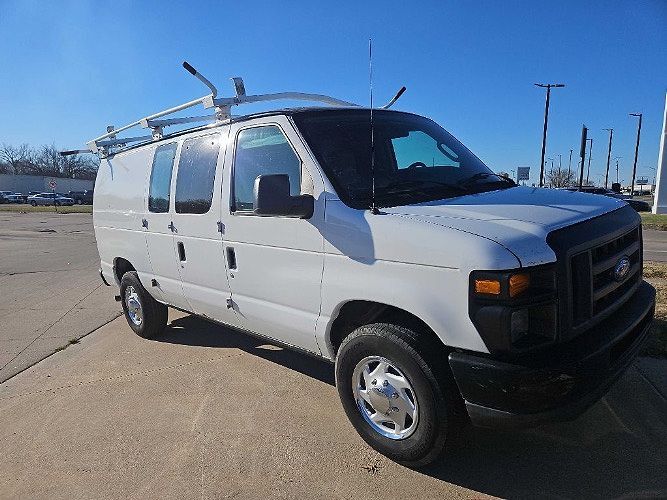 2013 FORD E-250