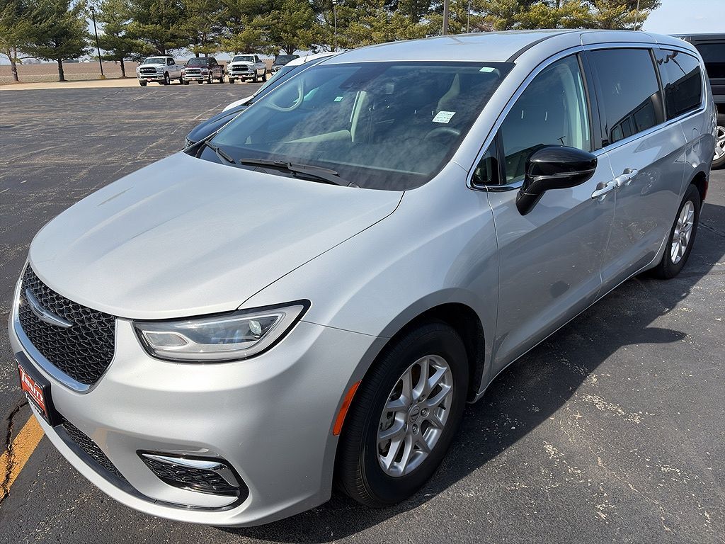 2024 CHRYSLER Pacifica