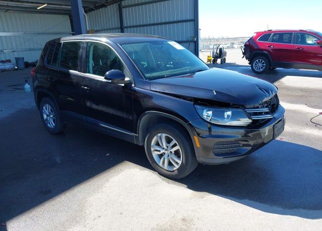 2013 VOLKSWAGEN Tiguan