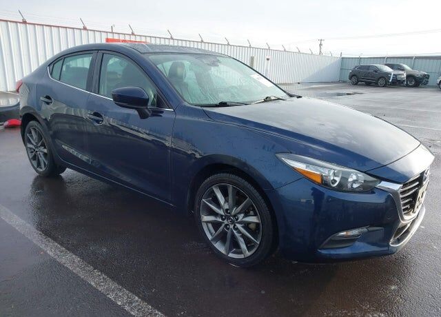 2018 MAZDA Mazda3