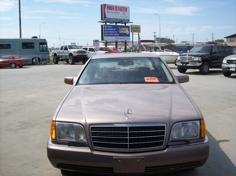 1993 MERCEDES-BENZ 300