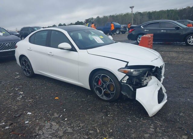 2022 ALFA ROMEO Giulia