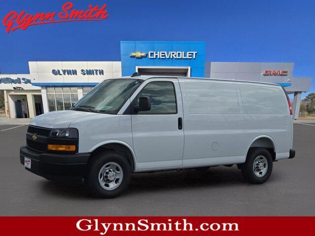 2025 CHEVROLET Express