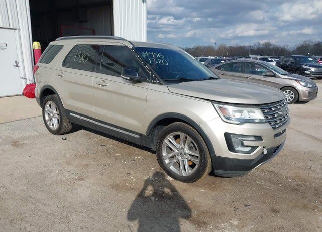 2017 FORD Explorer