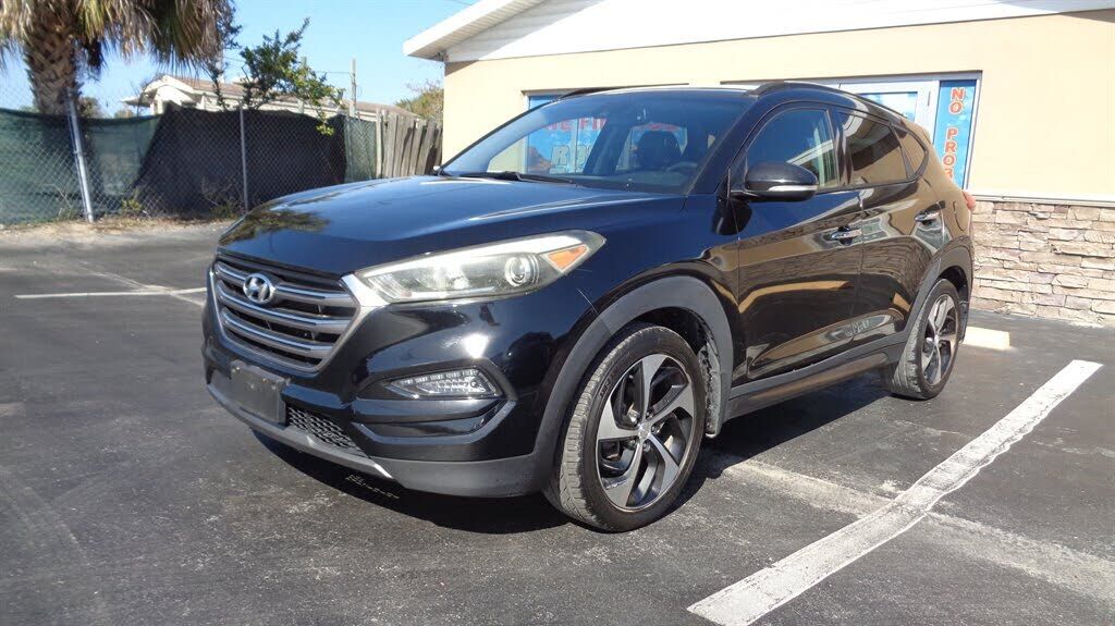 2016 HYUNDAI Tucson
