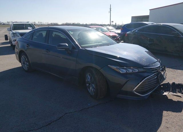 2022 TOYOTA Avalon