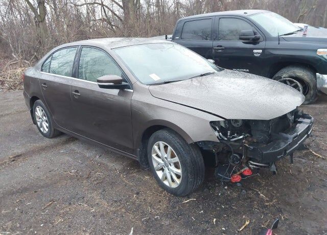 2013 VOLKSWAGEN Jetta