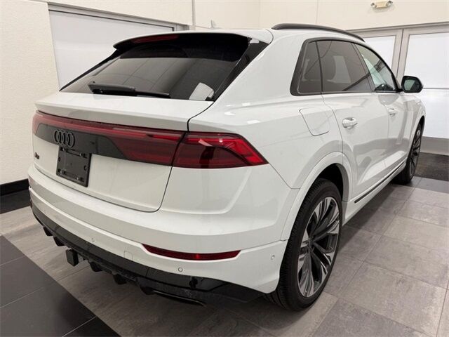 2025 Audi Q8