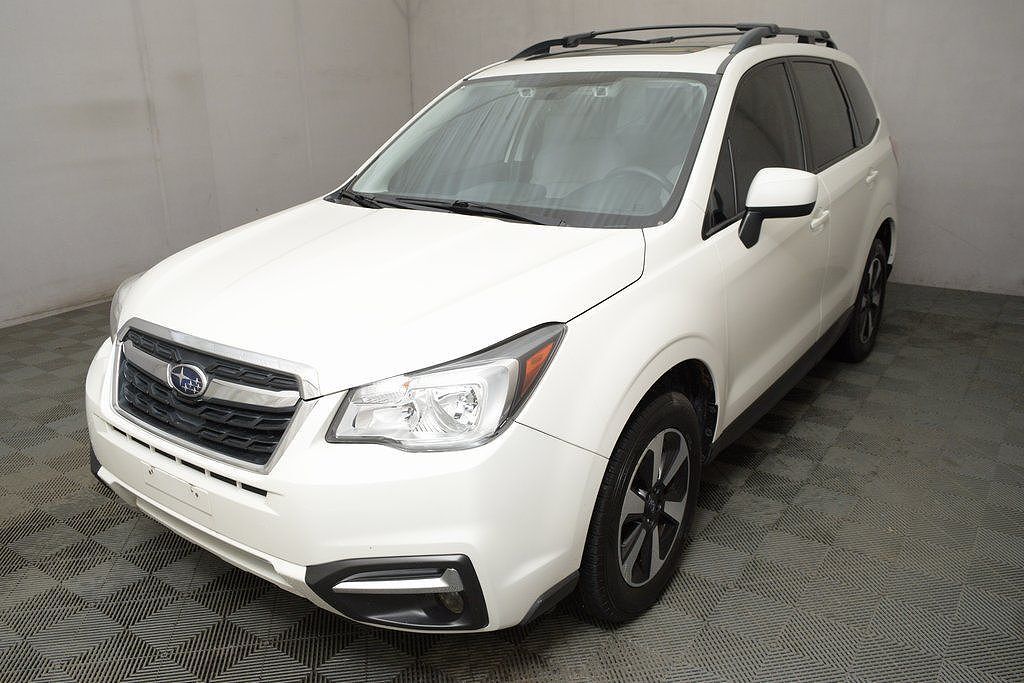 2018 SUBARU Forester