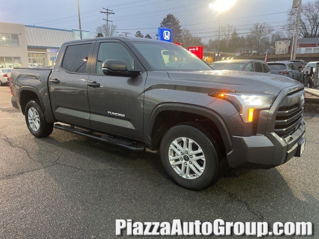 2024 TOYOTA Tundra
