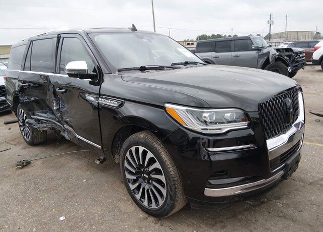 2023 LINCOLN Navigator L