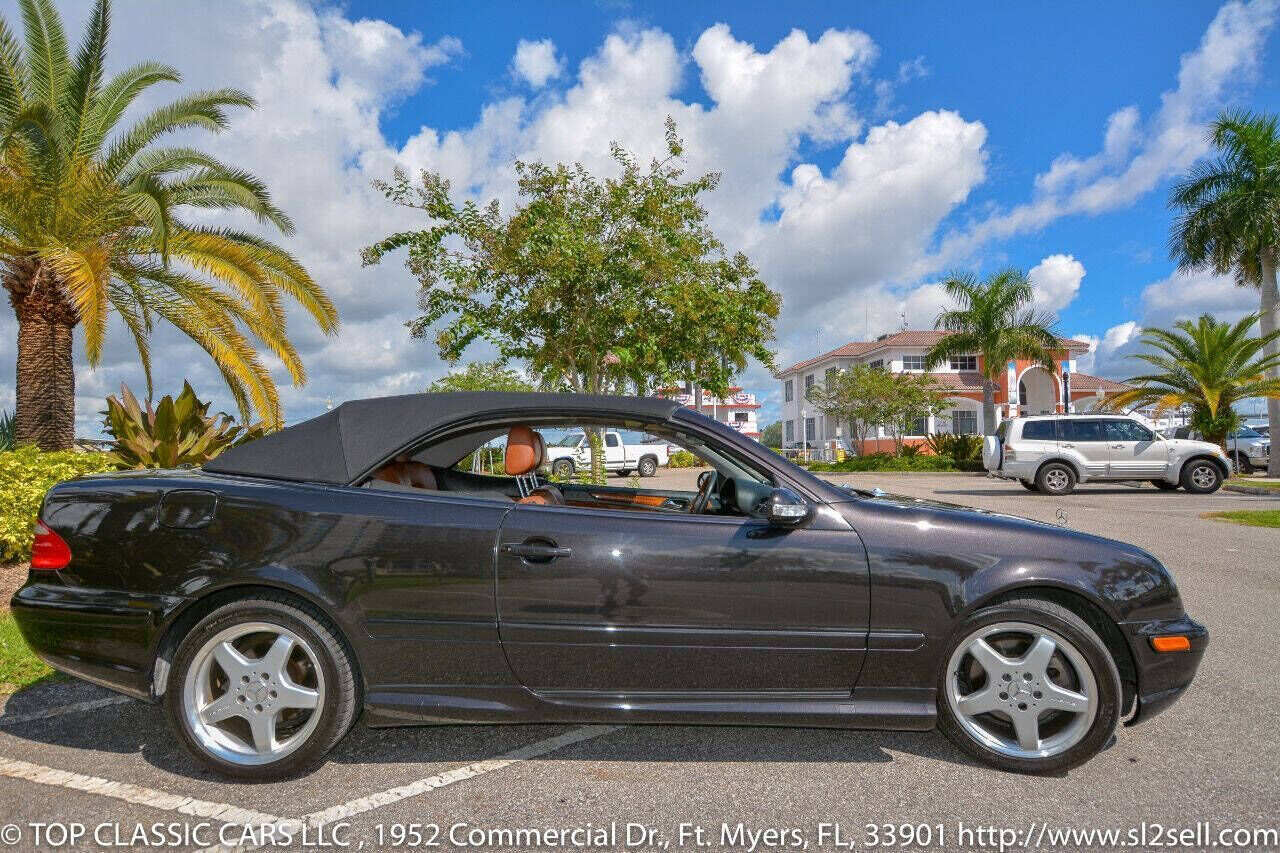 2001 MERCEDES-BENZ CLK-Class