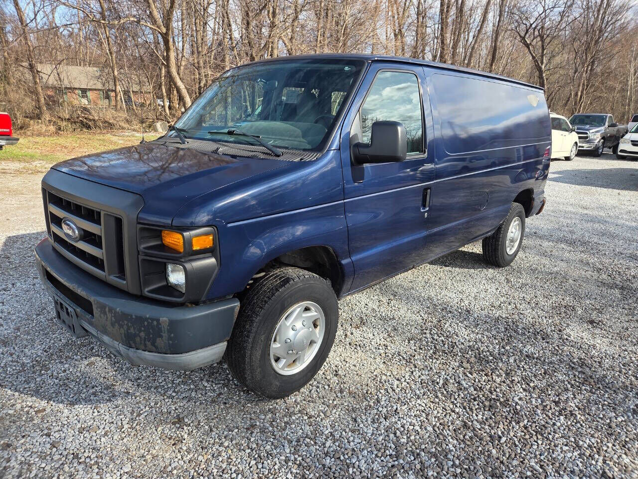 2011 FORD E-250