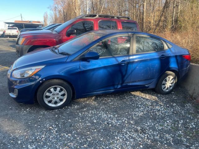 2016 HYUNDAI Accent