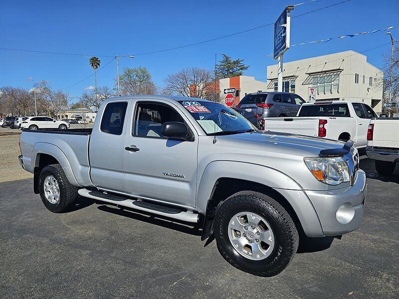 2005 TOYOTA Tacoma