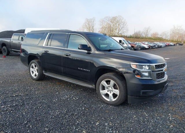 2016 CHEVROLET Suburban