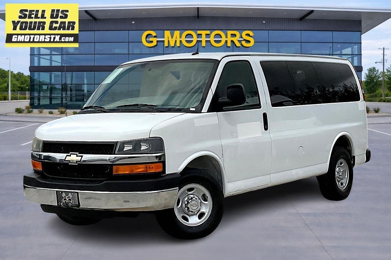 2015 CHEVROLET Express