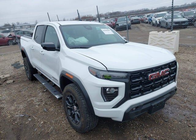 2024 GMC Canyon