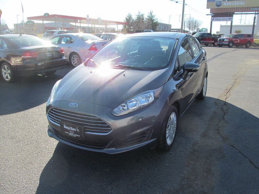 2015 FORD Fiesta