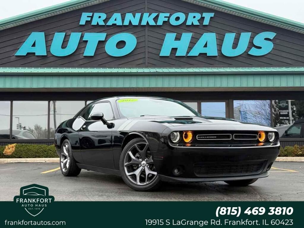 2017 DODGE Challenger