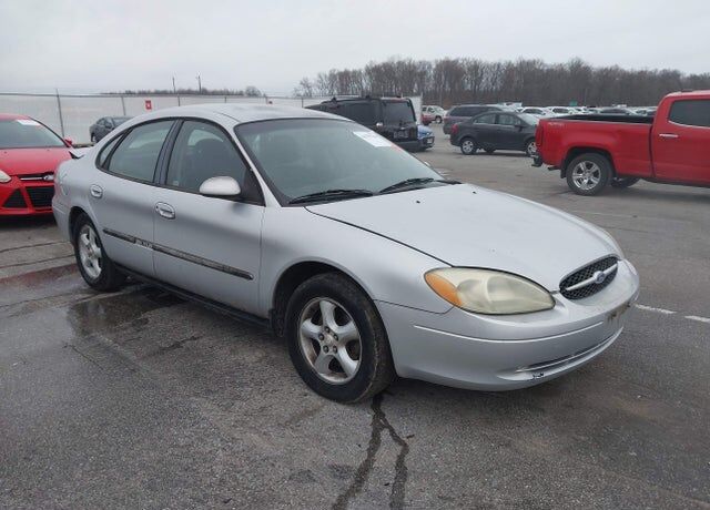 2001 FORD Taurus
