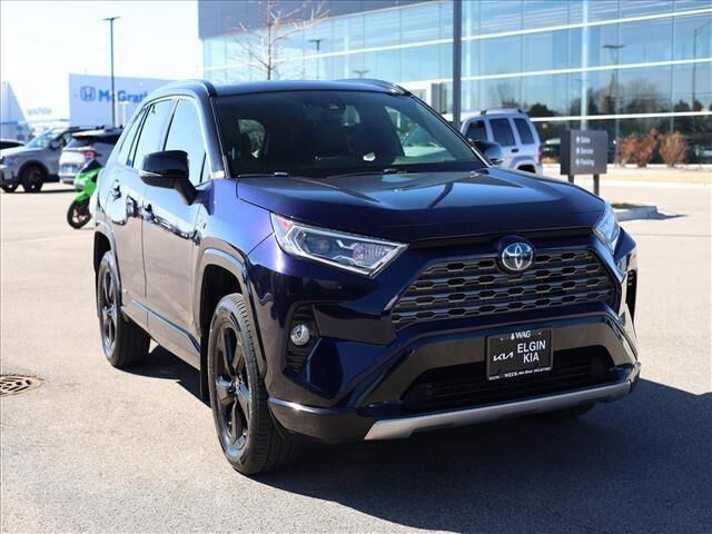 2019 TOYOTA RAV4