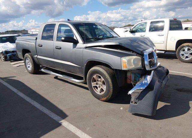 2005 DODGE Dakota