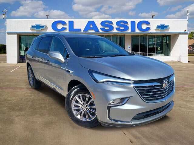2023 BUICK Enclave