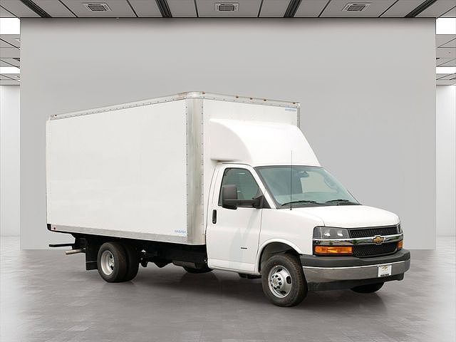 2025 CHEVROLET Express