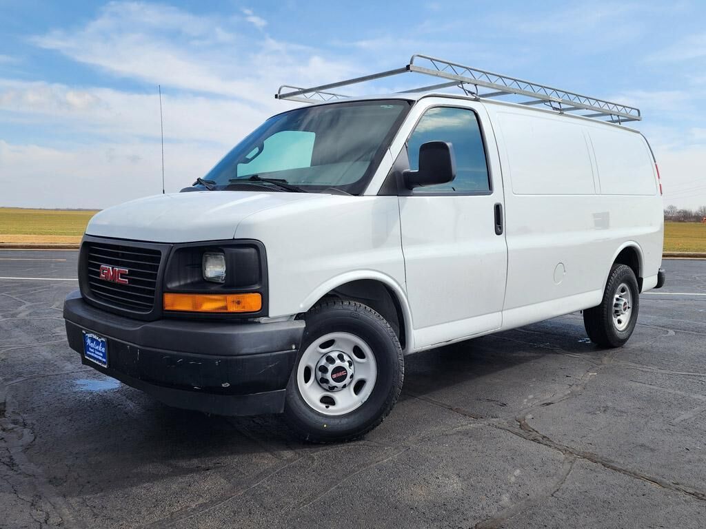 2017 GMC Savana
