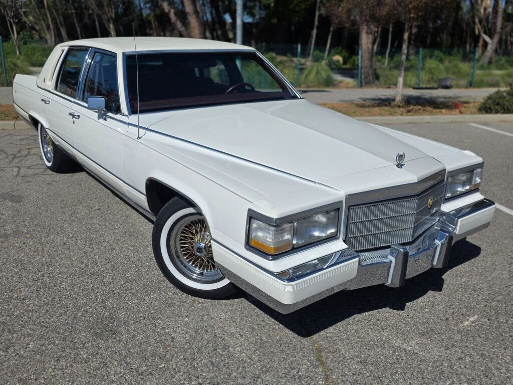 1991 CADILLAC Brougham