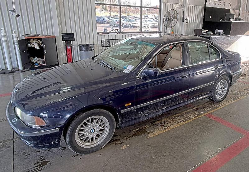 BMW 528i