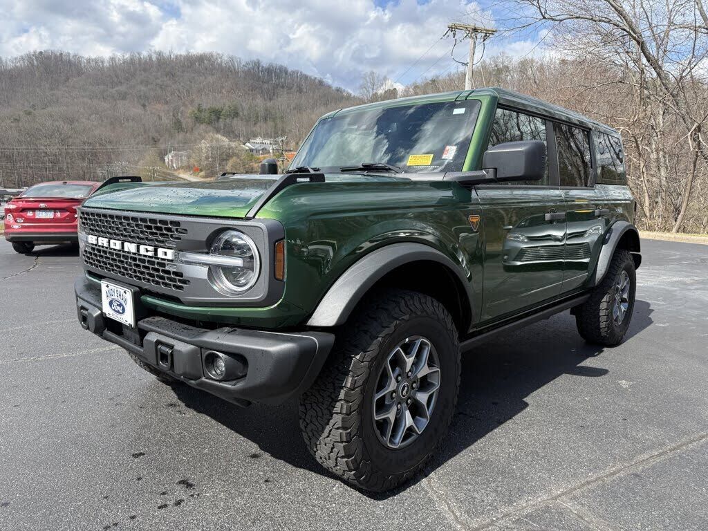 2025 FORD Bronco