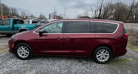 2021 CHRYSLER Voyager