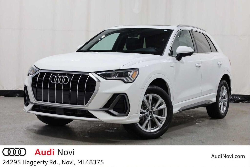 2023 AUDI Q3