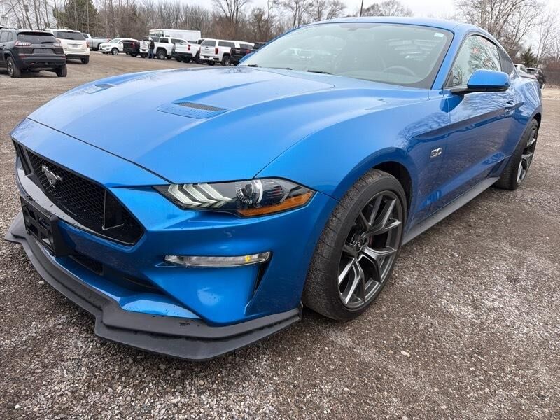 2019 FORD Mustang