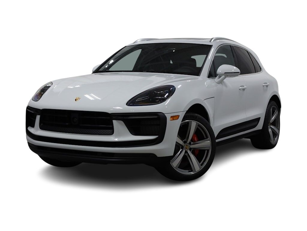 2026 PORSCHE Macan