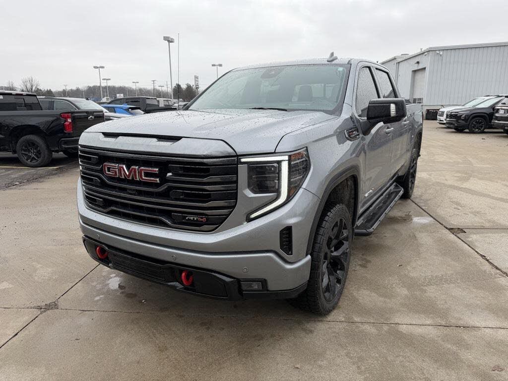 2024 GMC Sierra
